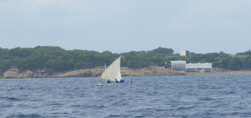L1070944b