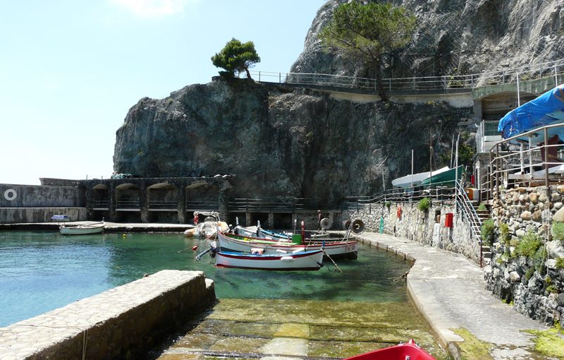 Des barques confinées en Italie