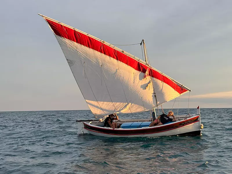 Nocturne en mer pour 2 barques